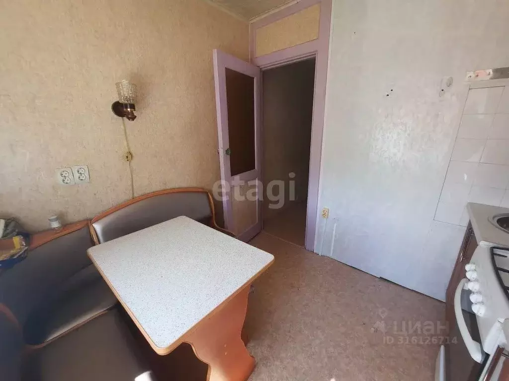 2-к кв. Челябинская область, Озерск Уральская ул., 17 (41.8 м) - Фото 1