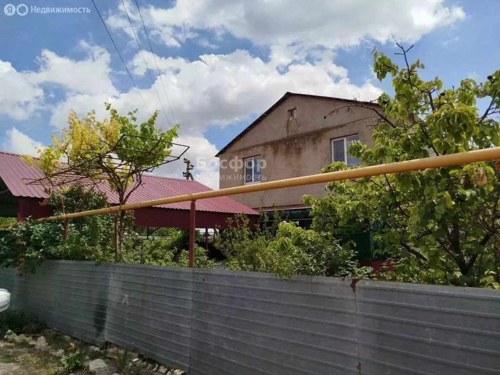Дом в Яркое Поле, улица Победы, 38А (240 м) - Фото 2