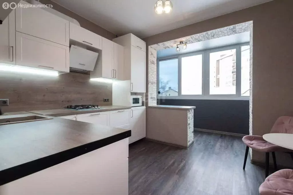 1-комнатная квартира: Калининград, улица Виктора Гакуна, 2 (39.3 м) - Фото 2