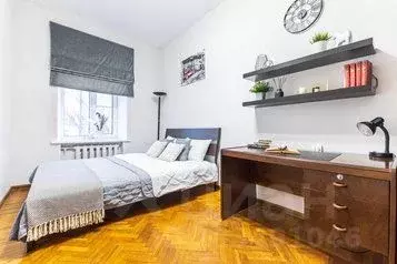 1-к кв. Татарстан, Казань ул. Карла Маркса, 39 (42.0 м) - Фото 0