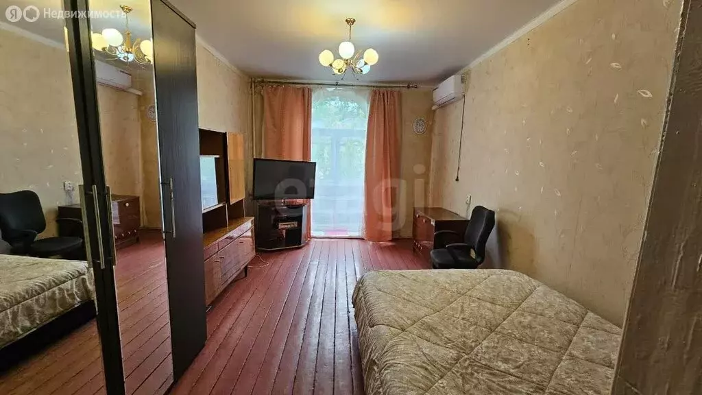 3-комнатная квартира: Дедовск, улица Гагарина, 22 (77.6 м) - Фото 0