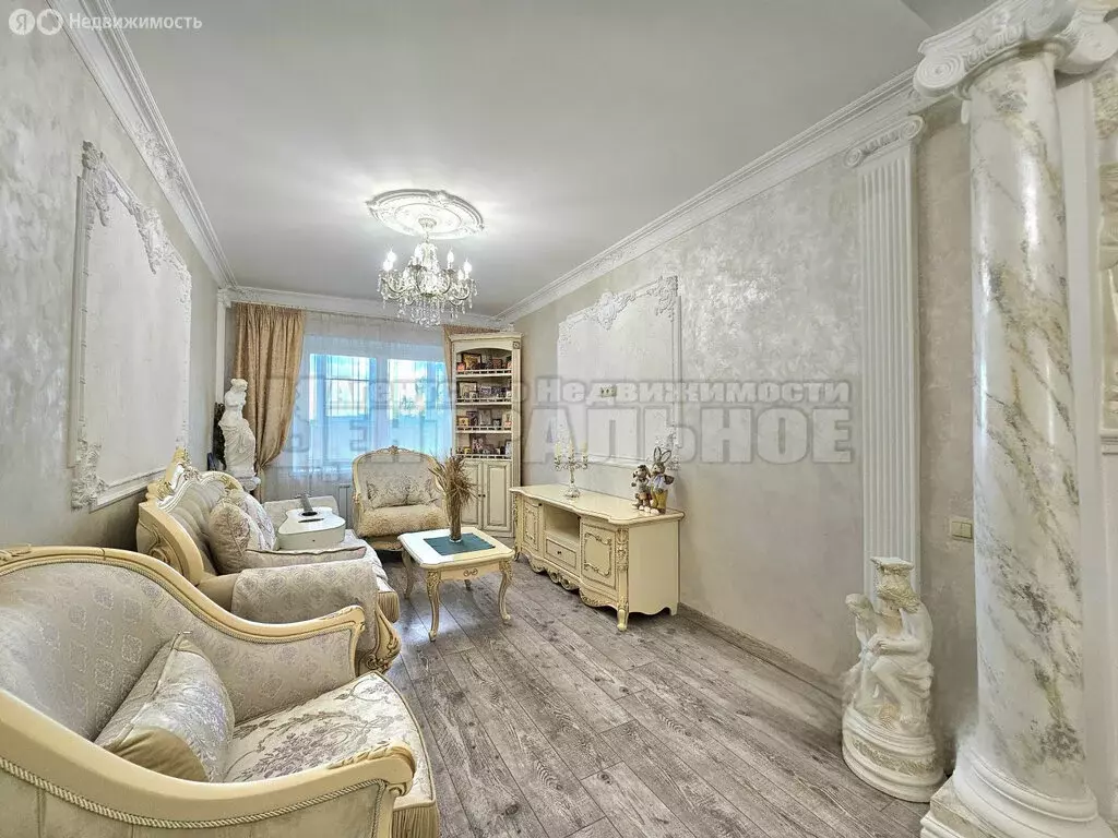 2-комнатная квартира: Смоленск, улица Марии Октябрьской, 16А (74.6 м) - Фото 2