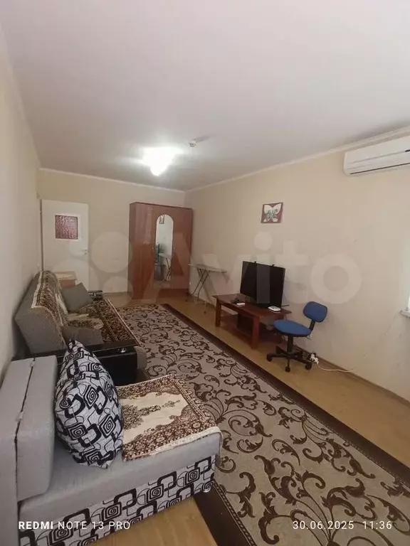 1-к. квартира, 40 м, 1/9 эт. - Фото 0