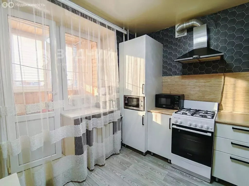 2-комнатная квартира: Канаш, улица Ильича, 3А (46.3 м) - Фото 1
