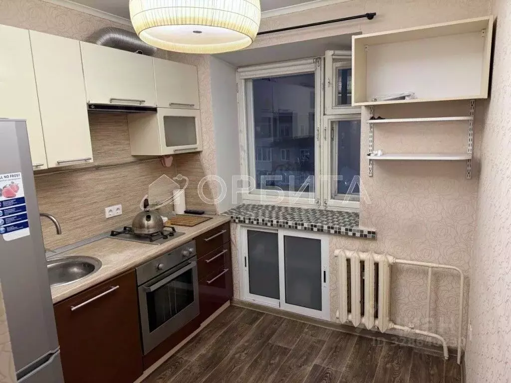 1-к кв. Тюменская область, Тюмень Волгоградская ул., 105 (31.3 м) - Фото 1