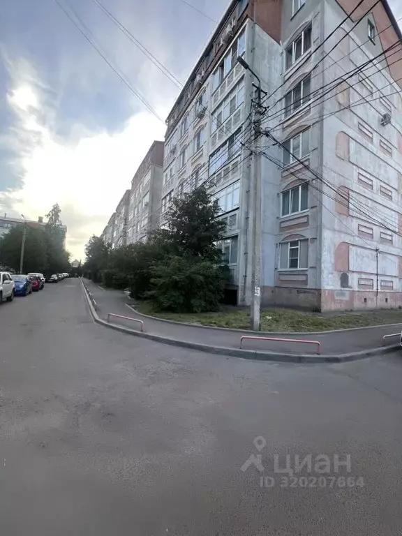 2-к кв. Курская область, Курск ул. Карла Маркса, 72к14 (65.0 м) - Фото 1