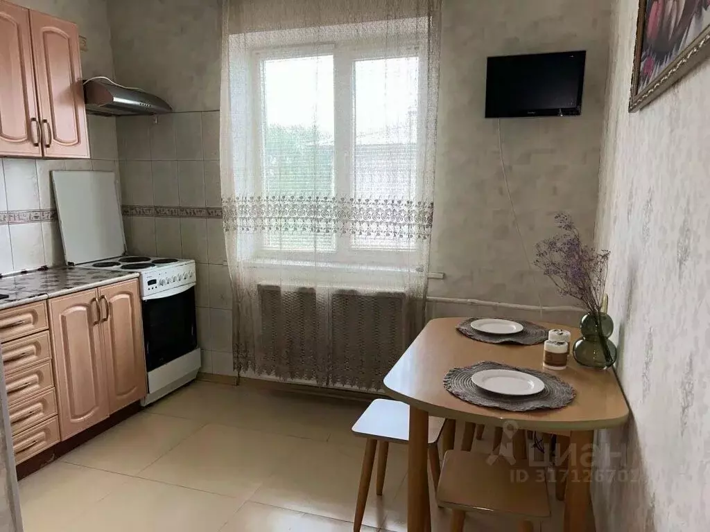 2-к кв. Амурская область, Благовещенск ул. Горького, 150 (53.4 м) - Фото 0