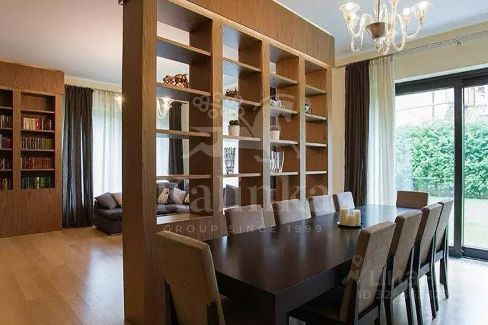 Дом в Московская область, Одинцово пос. Баковка,  (600 м) - Фото 2