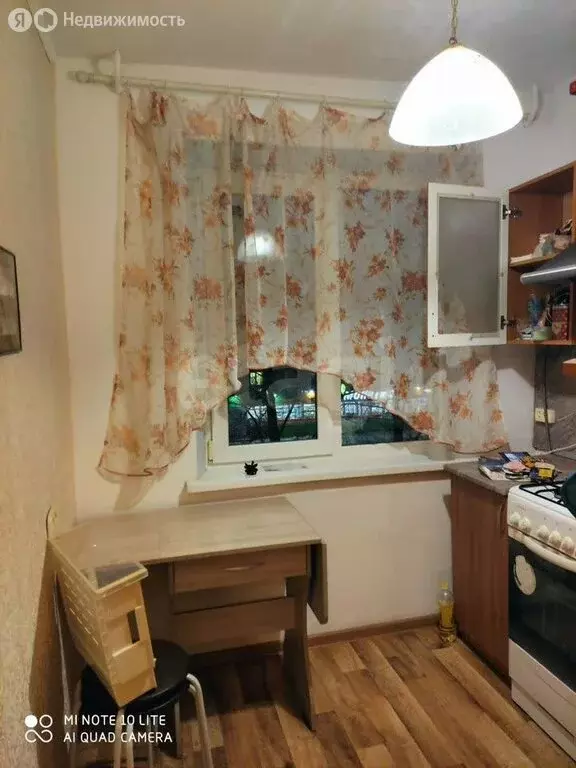 1-комнатная квартира: Златоуст, проспект 30-летия Победы, 10 (30 м) - Фото 2