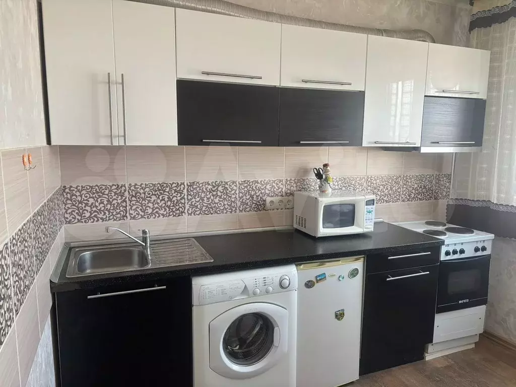1-к. квартира, 30 м, 4/10 эт. - Фото 1