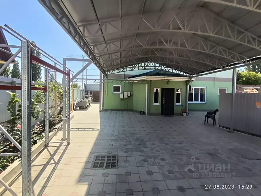 Дом в Краснодарский край, Славянск-на-Кубани ул. Ленина, 73 (100 м) - Фото 1
