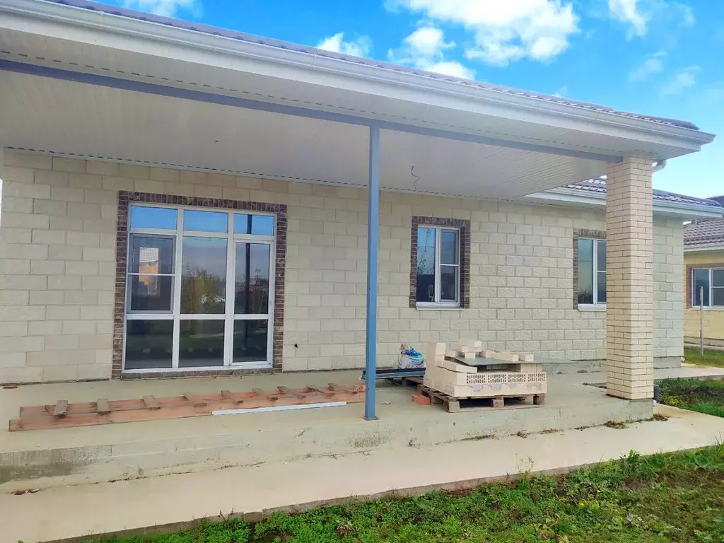 Дом в Ростовская область, Азовский район, Поселок Красный сад ул. ... - Фото 2