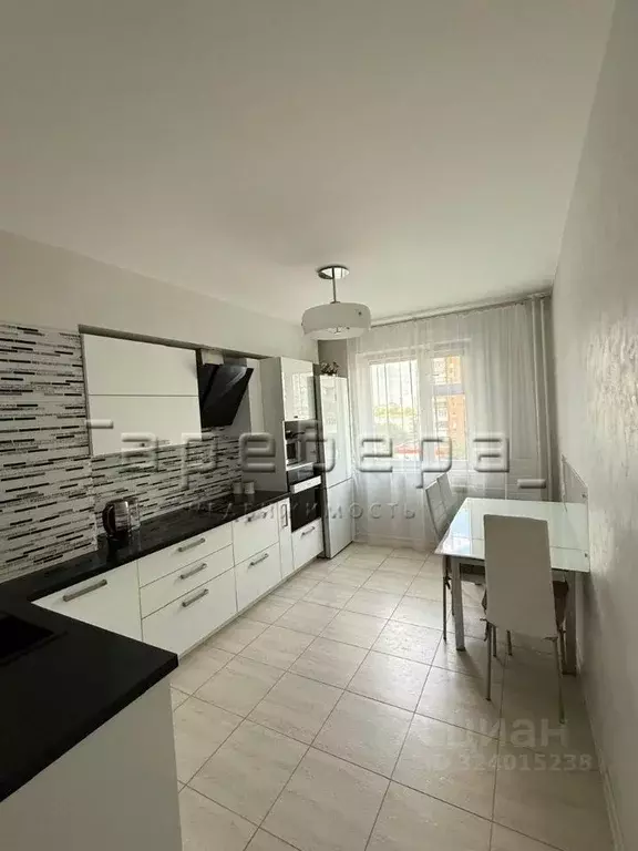 3-к кв. Красноярский край, Красноярск ул. Карамзина, 9 (71.0 м) - Фото 2