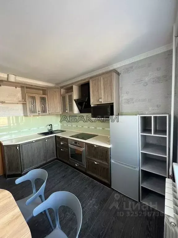 3-к кв. Красноярский край, Красноярск ул. Калинина, 35Д (70.0 м) - Фото 2