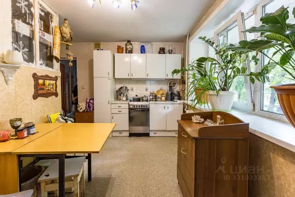 Комната Амурская область, Благовещенск ул. Ленина, 27 (23.4 м) - Фото 2