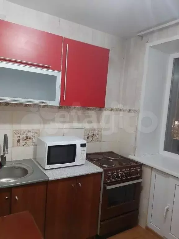 2-к. квартира, 46 м, 1/9 эт. - Фото 1