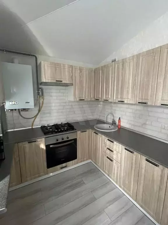 2-к. квартира, 80 м, 4/4 эт. - Фото 0