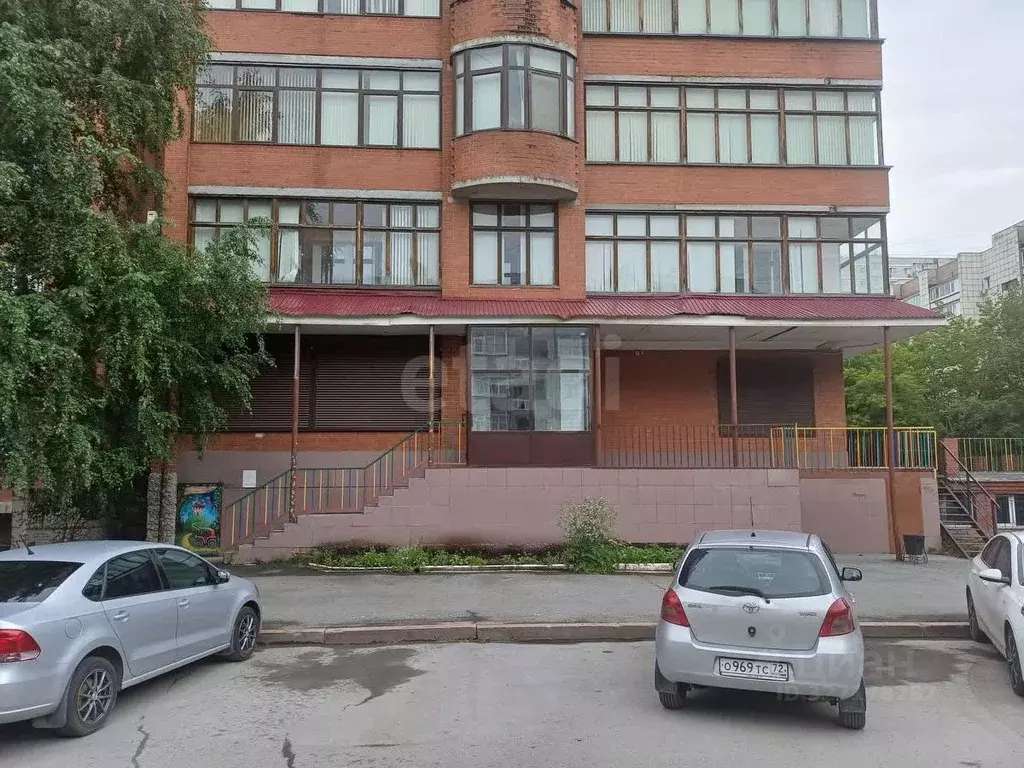 Помещение свободного назначения в Тюменская область, Тюмень ул. ... - Фото 1