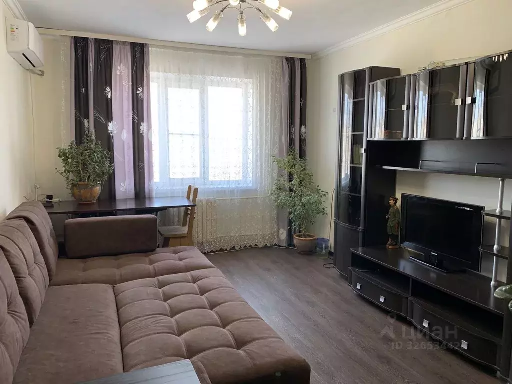 2-к кв. Татарстан, Казань Ломжинская ул., 12 (52.0 м) - Фото 0