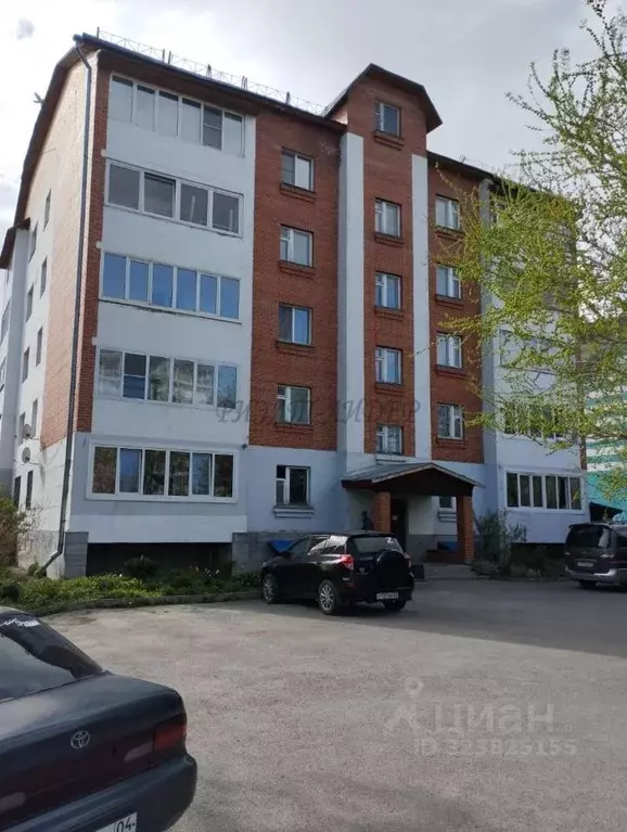 2-к кв. Алтай, Горно-Алтайск Коммунистический просп., 36/1 (71.3 м) - Фото 0