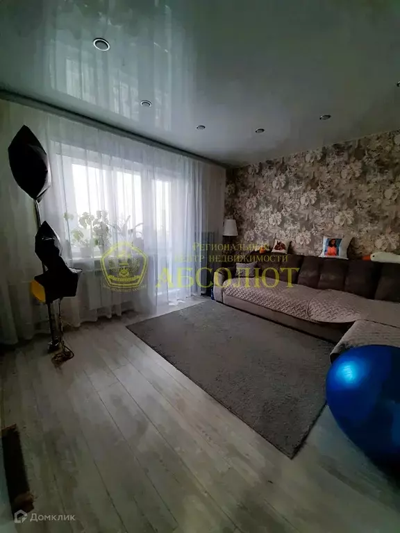 Продаётся 4-к квартира, 74.4 м - Фото 1