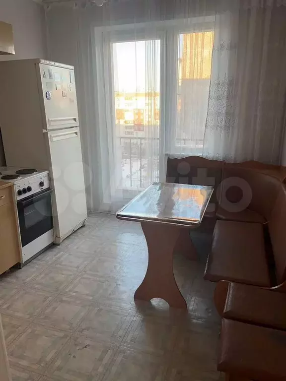 1-к. квартира, 32 м, 9/9 эт. - Фото 0