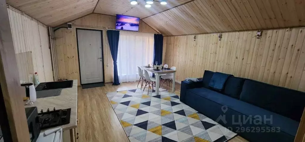 Дом в Карачаево-Черкесия, Зеленчукский район, с. Архыз  (40 м) - Фото 0