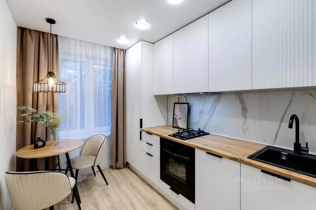 2-к кв. Москва ул. Лобачевского, 10 (37.6 м) - Фото 2