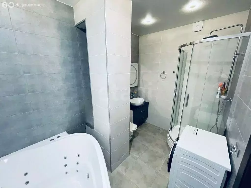 2-комнатная квартира: Пермь, улица КИМ, 63 (71 м) - Фото 1