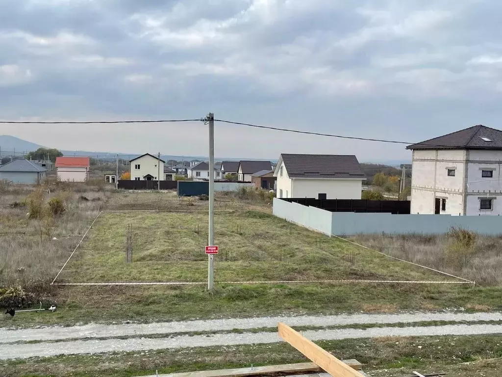 Участок в Краснодарский край, Новороссийск городской округ, Раевская ... - Фото 1