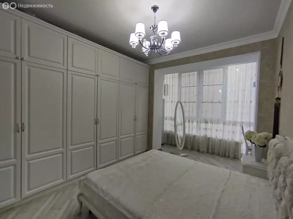 2-комнатная квартира: Нальчик, улица Тарчокова, 31к1 (75 м) - Фото 1