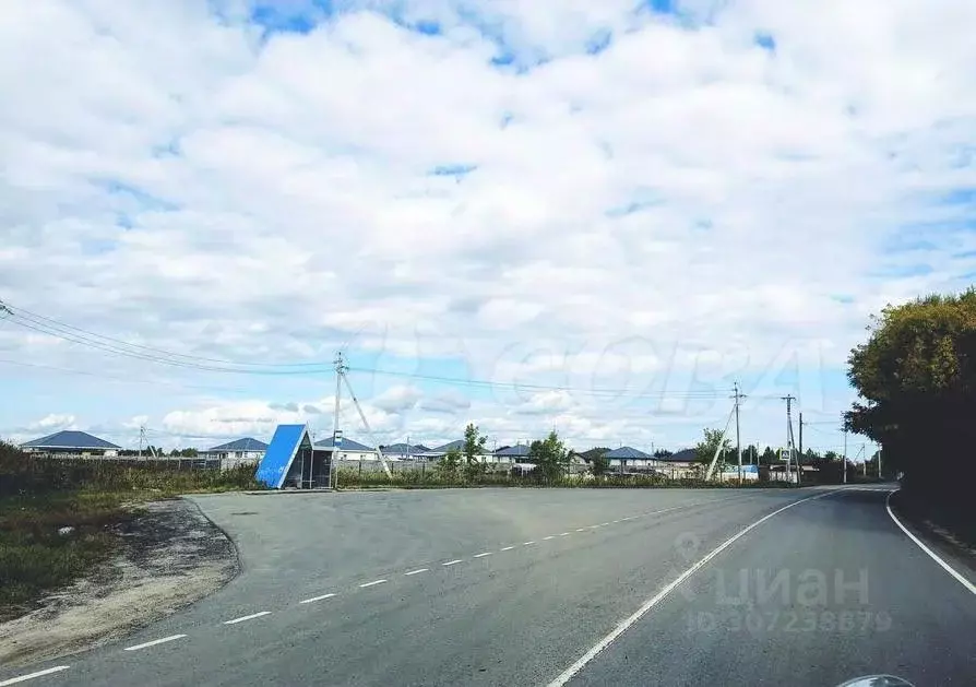 Участок в Тюменская область, Тюменский район Тобольский тракт, 21-й ... - Фото 0