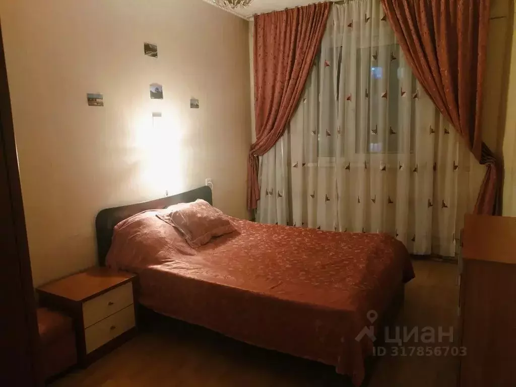 2-к кв. Мурманская область, Мурманск Кильдинская ул., 1 (64.0 м) - Фото 0