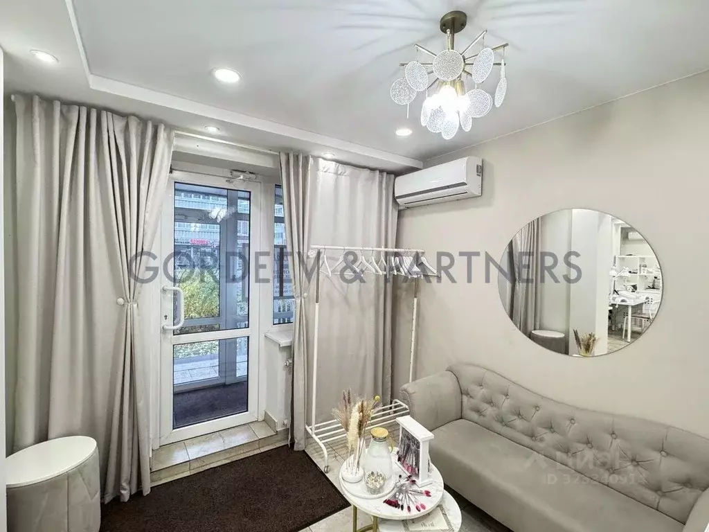 Помещение свободного назначения в Татарстан, Казань ул. Галии ... - Фото 1