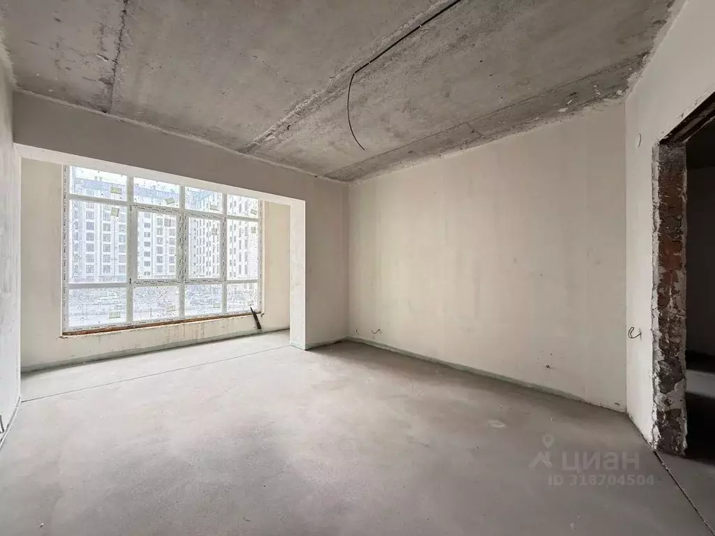 2-к кв. Кабардино-Балкария, Нальчик ул. Тлостанова, 28 (75.0 м) - Фото 0