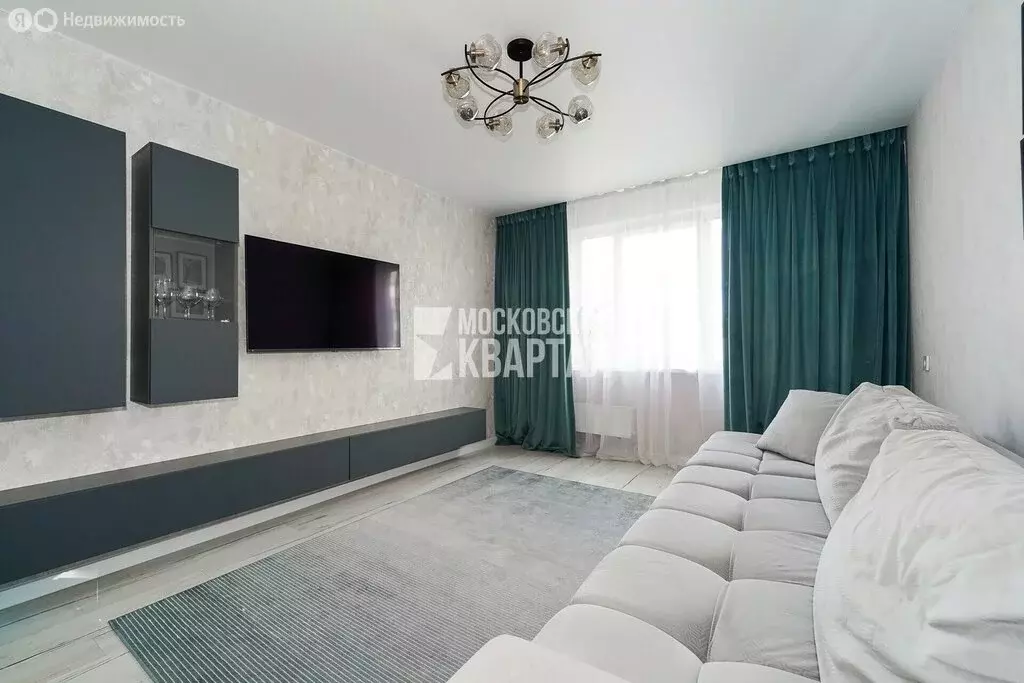 3-комнатная квартира: Москва, улица Островитянова, 9 (95 м) - Фото 1