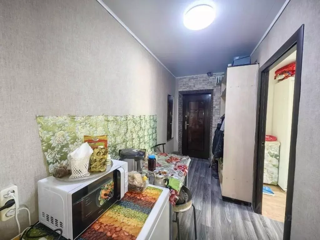 Комната Омская область, Омск просп. Космический, 97Ак3 (28.3 м) - Фото 1