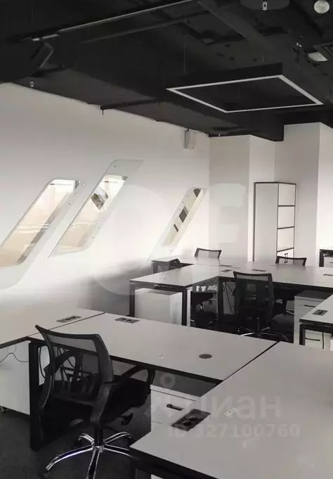 Офис в Москва Поклонная ул., 3к4 (975 м) - Фото 1