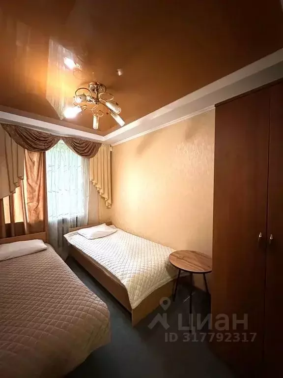 2-к кв. Нижегородская область, Нижний Новгород ул. Краснодонцев, 9А ... - Фото 0