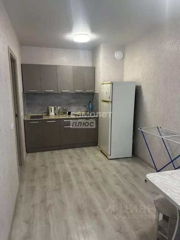 1-к кв. Волгоградская область, Волгоград ул. Быстрова, 273 (33.0 м) - Фото 1