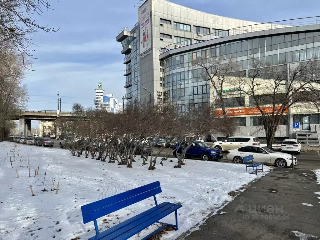 Помещение свободного назначения в Иркутская область, Иркутск бул. ... - Фото 1