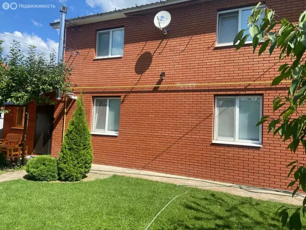 Дом в Новокуйбышевск, Сиреневая улица (158 м) - Фото 1