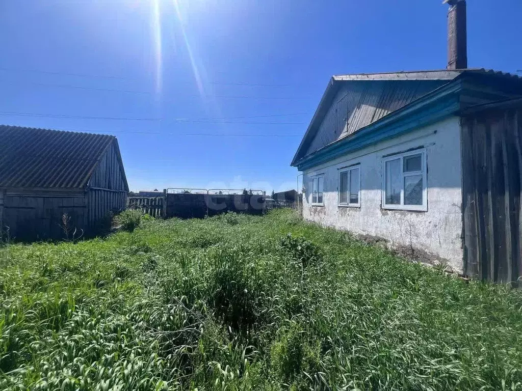 Дом в Башкортостан, Стерлибашевский район, Сарайсинский сельсовет, с. ... - Фото 2