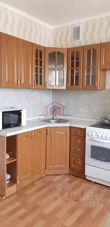 2-к кв. Белгородская область, Старый Оскол Степной мкр, 11 (68.0 м) - Фото 1