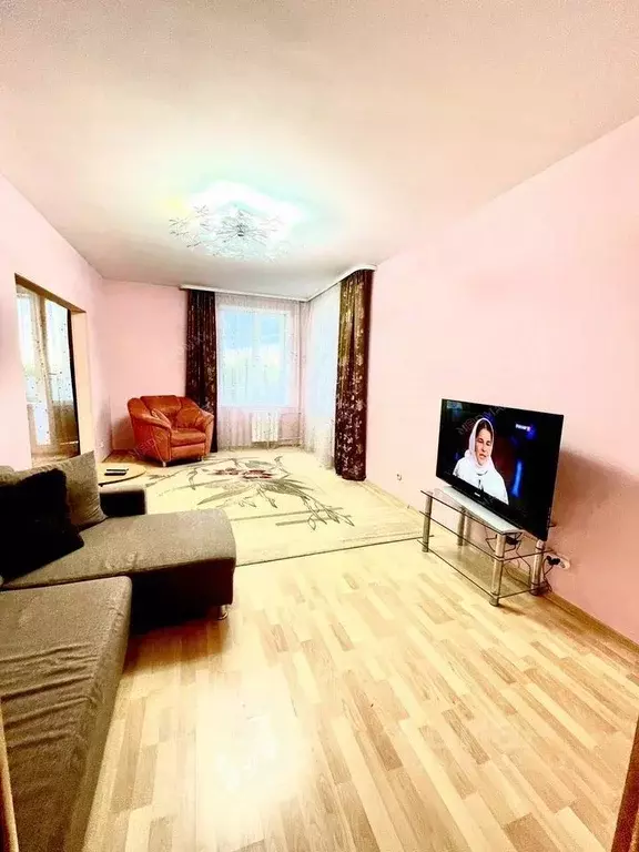 3-к кв. Санкт-Петербург Краснопутиловская ул., 66к2 (106.0 м) - Фото 0