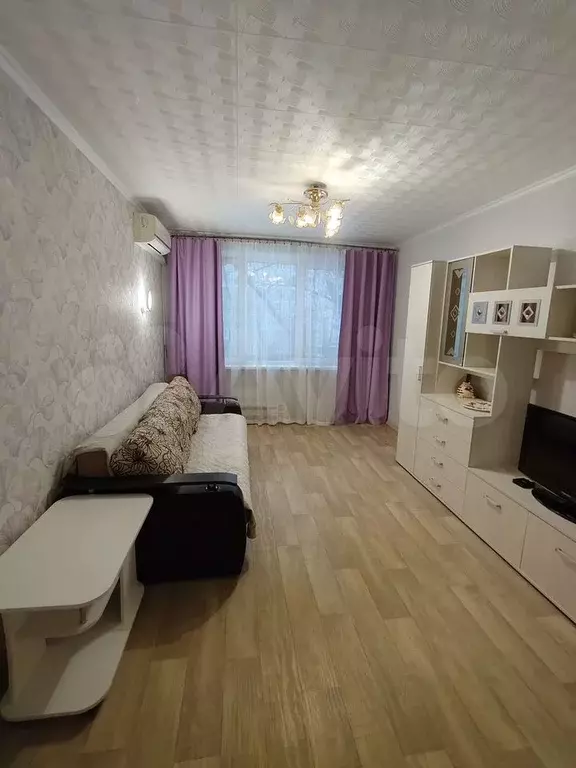 2-к. квартира, 45 м, 2/9 эт. - Фото 1