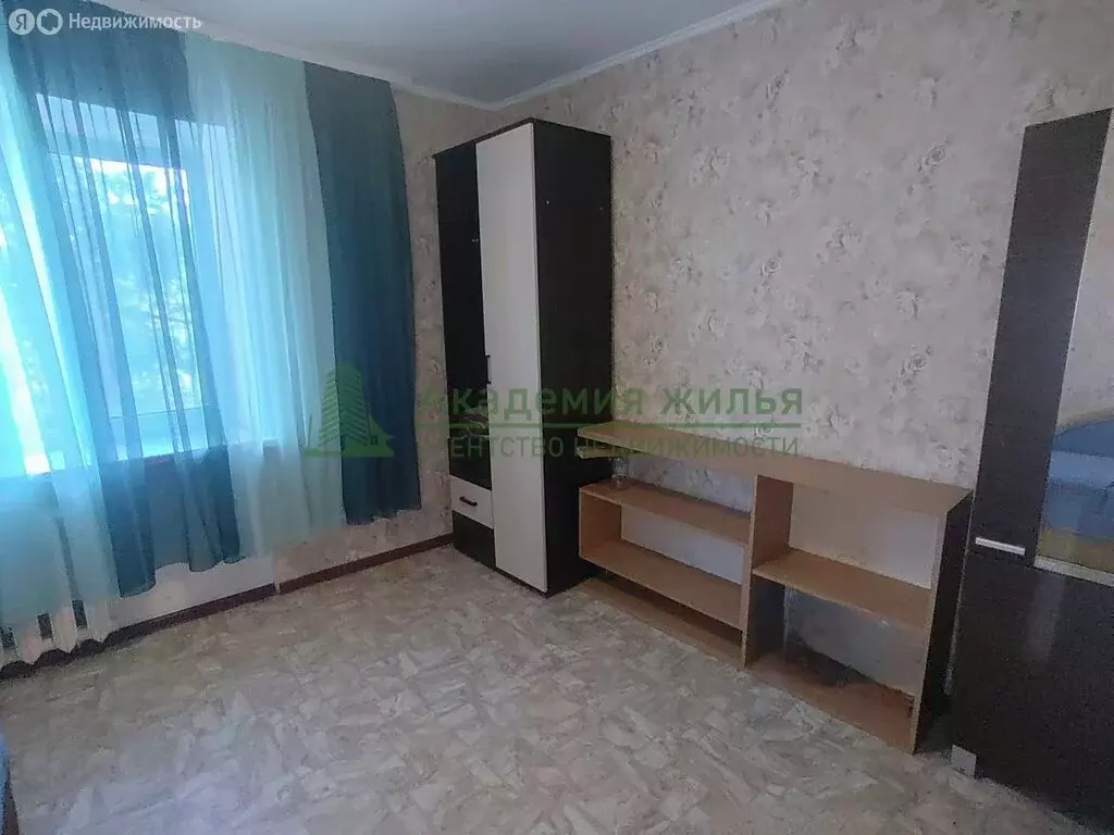 3-комнатная квартира: Саратов, Ленинский район, Тверская улица, 35 (59 ... - Фото 0