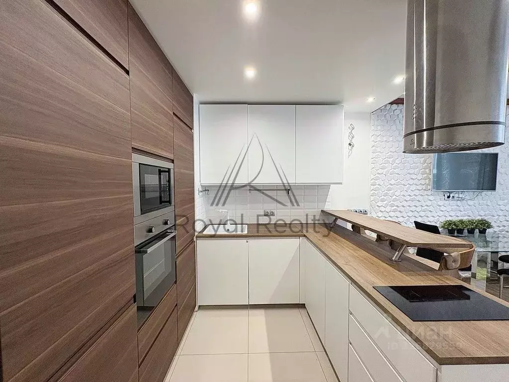 3-к кв. Санкт-Петербург ул. Военная, 18к2 (101.0 м) - Фото 1