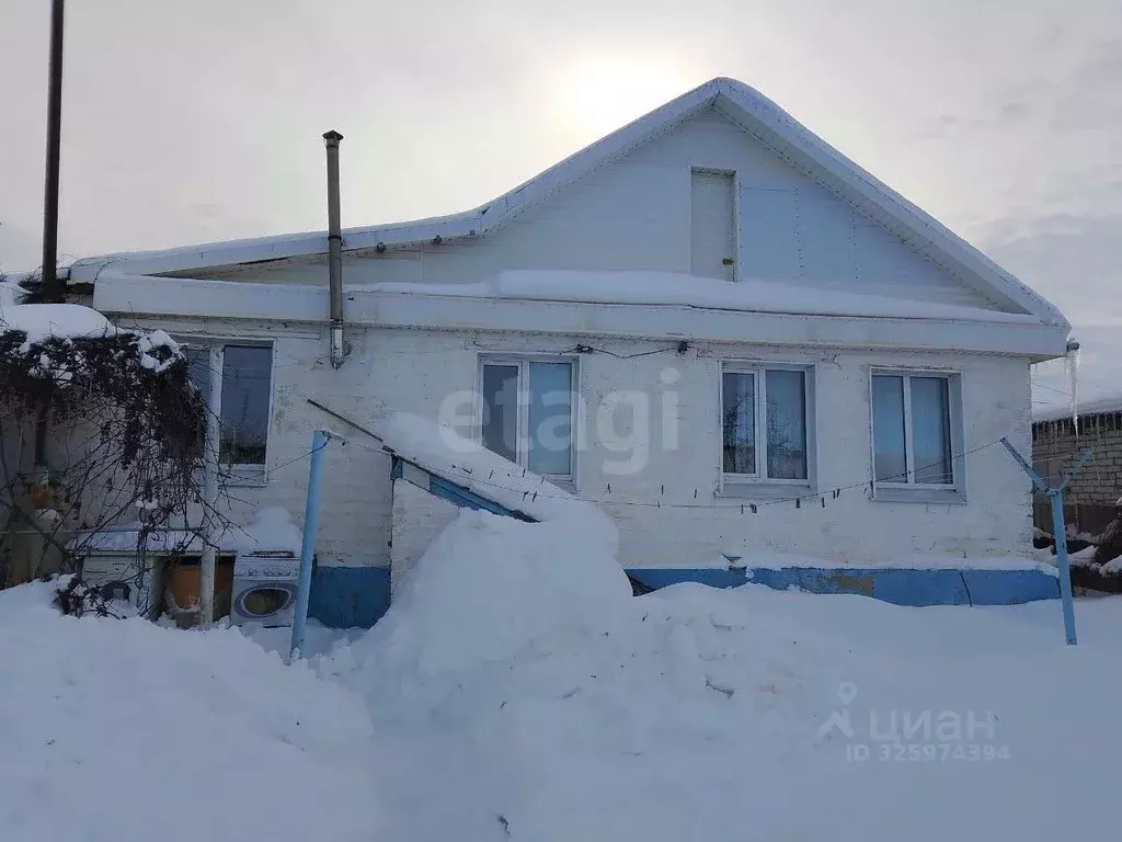 Дом в Волгоградская область, Жирновск Полевая ул., 41 (84 м) - Фото 1