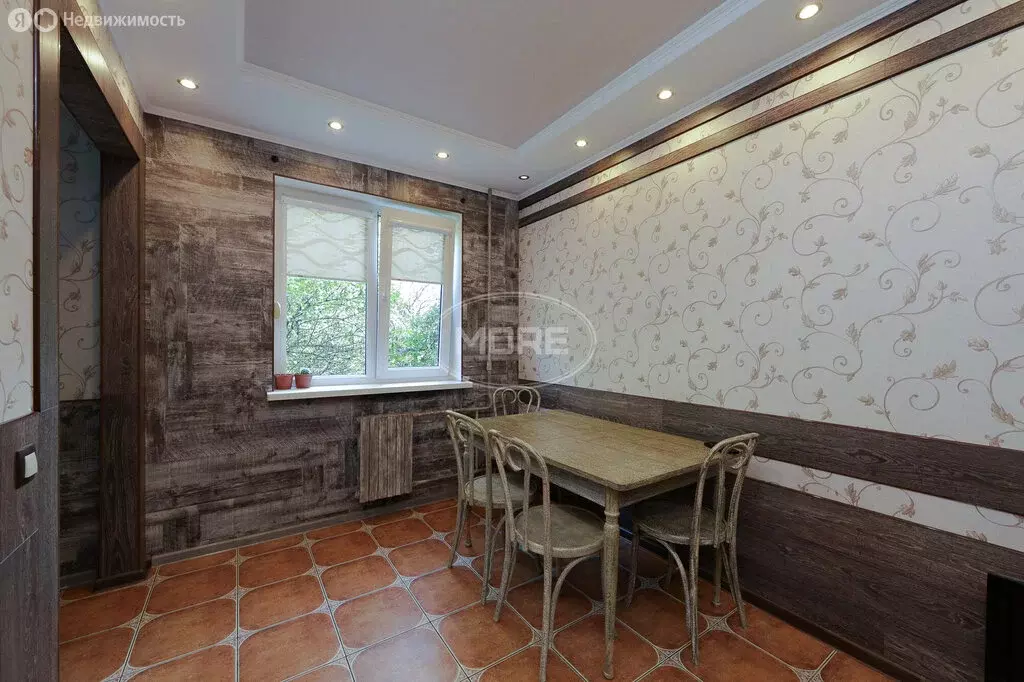 3-комнатная квартира: Калининград, улица Чекистов, 78 (65 м) - Фото 1